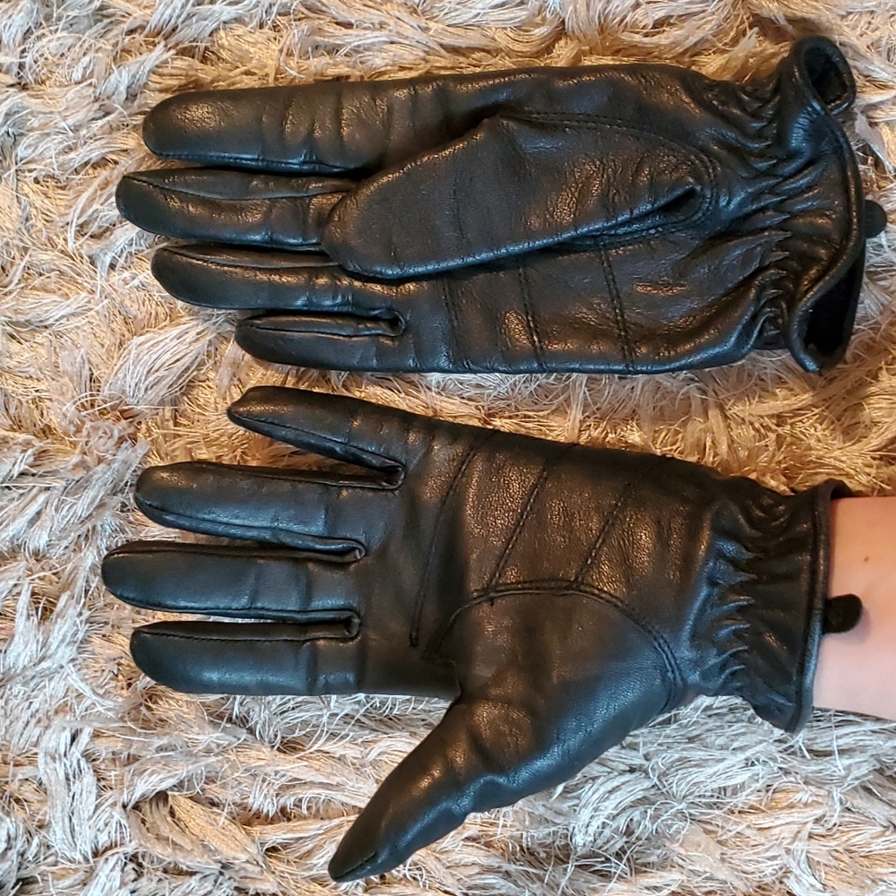 Black leather gloves